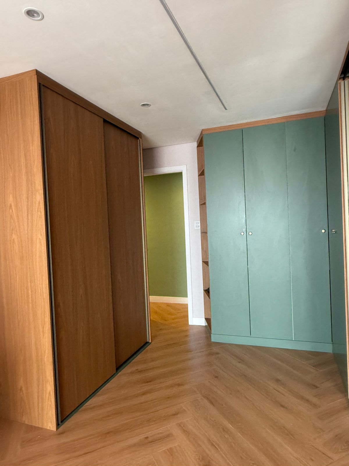 WhatsApp Image 2024-11-04 at 16.42.58 (1)